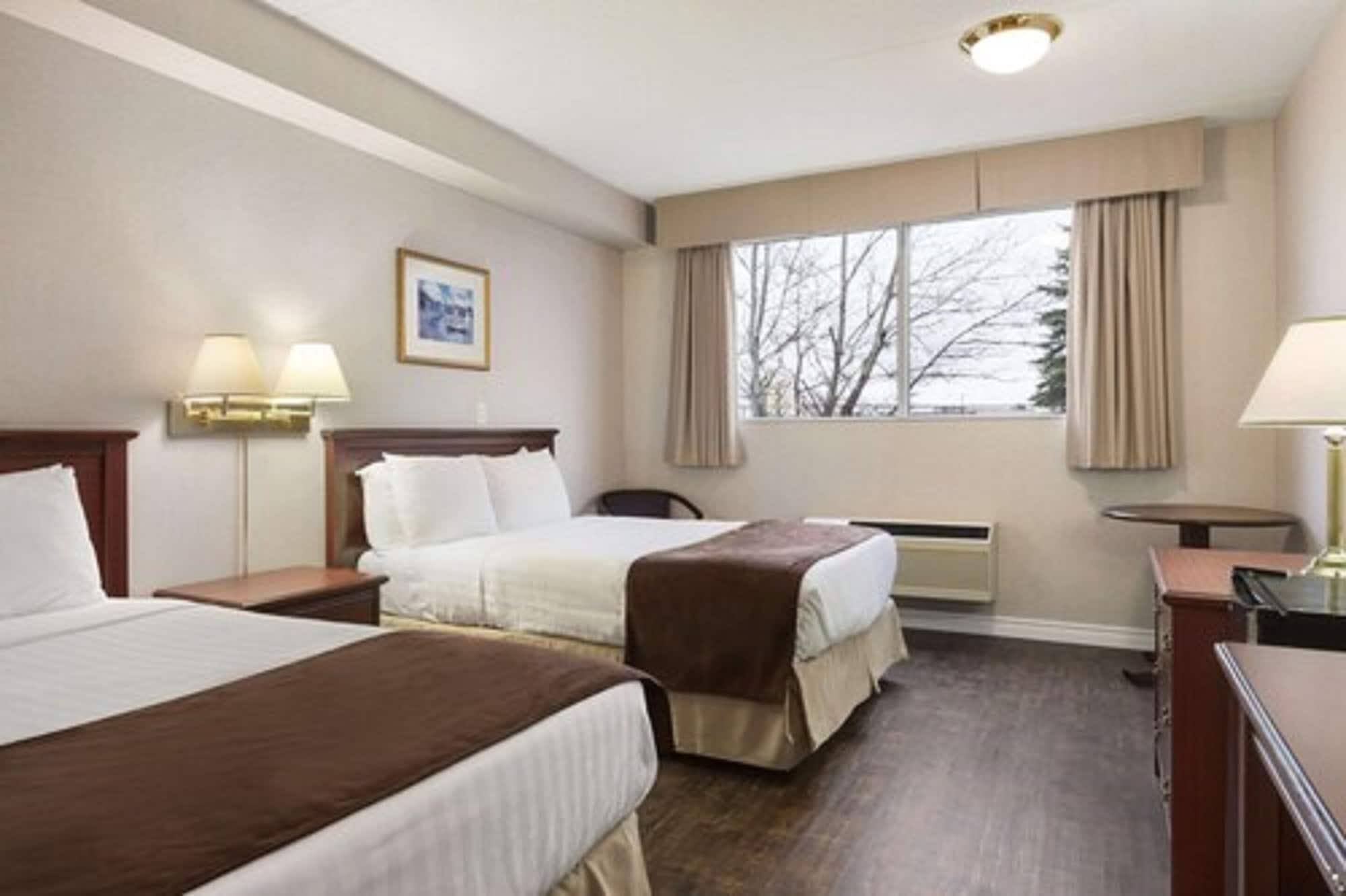 Days Inn By Wyndham Brockville Ngoại thất bức ảnh